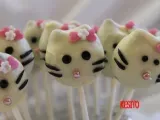 Receta Cakes pops de hello kitty