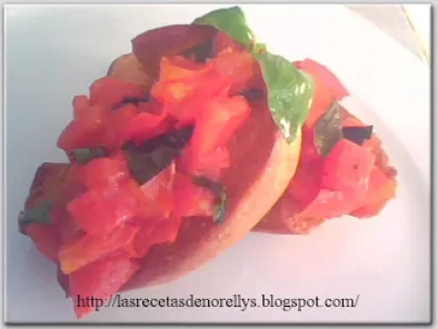 Receta Bruschettas fritas con tomates salteados y albahaca, inspirado en julie powell