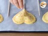 Paso 7 - Pie Pops, Empanadillas de corazón en palitos