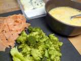 Paso 1 - Quiché de salmón, brocoli y queso azul