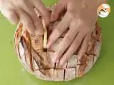 Paso 3 - Pan de hogaza con queso y pesto