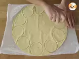 Paso 1 - Discos de mini pizzas de hojaldre
