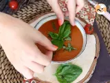 Paso 7 - Sopa de tomate y albahaca