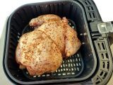 Paso 5 - Pollo asado en freidora de aire (con condimento Montreal Steak )