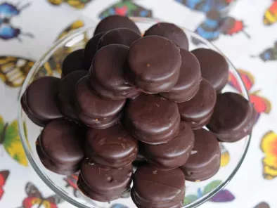 Alfajores de Galletas Oreo con chocolate