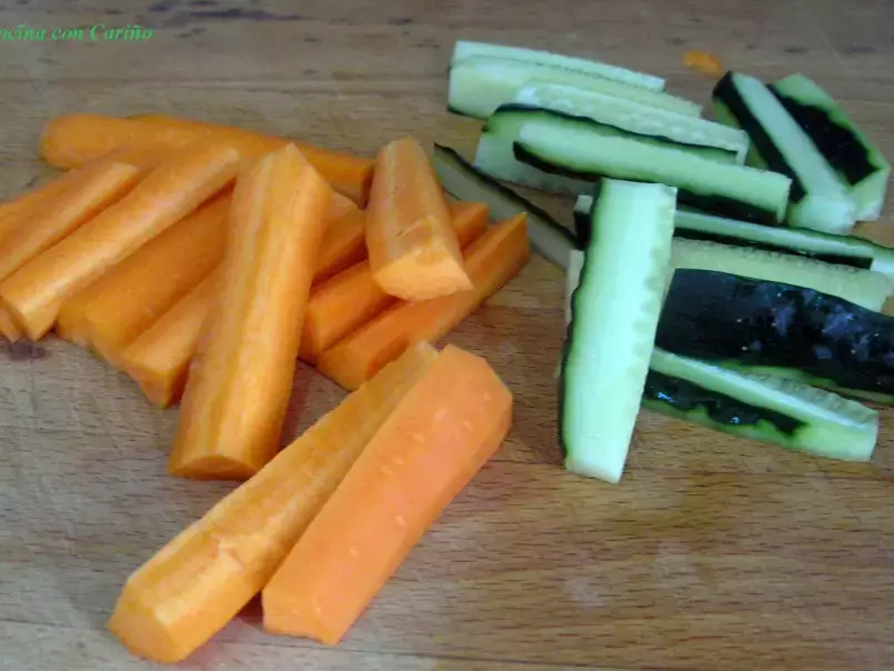 Bastones de pepino y zanahoria con salsa de yogurt - foto 3