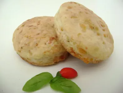 Biscuit de queso Provolone y pimienta