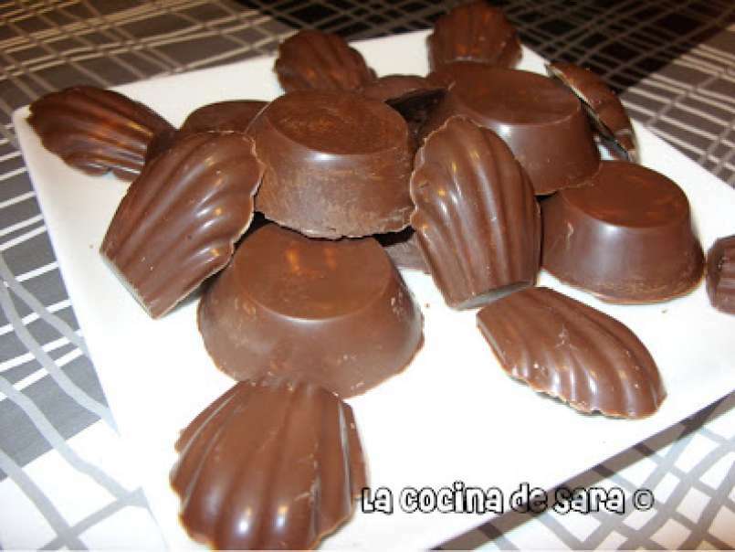 Bombones Rellenos de Chocolate Blanco y Crocanti de Almendras - foto 5