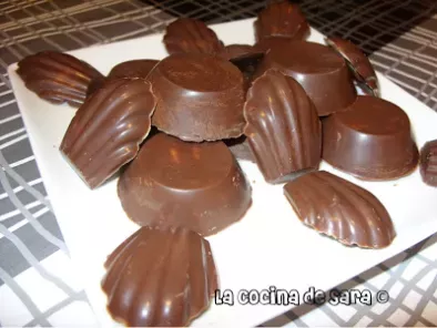 Bombones Rellenos de Chocolate Blanco y Crocanti de Almendras - foto 5
