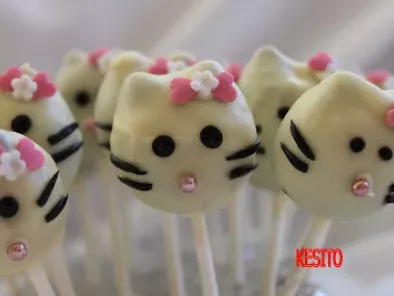 Cakes pops de Hello Kitty