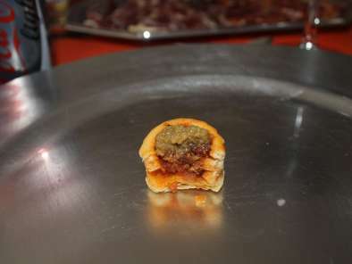 canape de patatera con mermelada de aceituna - foto 3