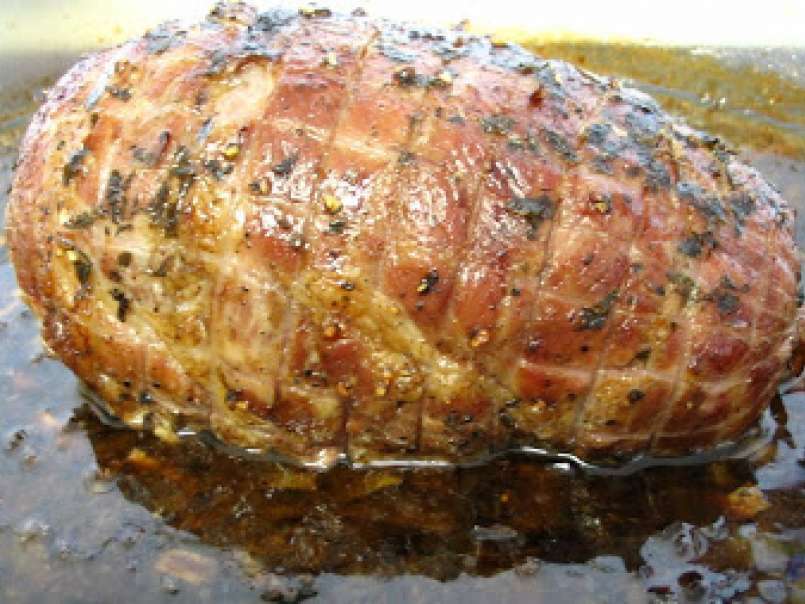 Carne de cerdo rellena y en salsa - foto 2