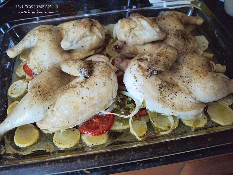 Coquelet o pollo tomatero al horno con guarnición - foto 3