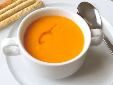 Crema suave de zanahoria y naranja