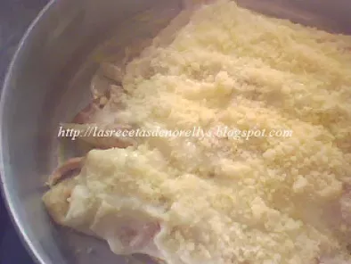 Crêpes de Pollo con Salsa Bechamel y Queso Parmesano - foto 3