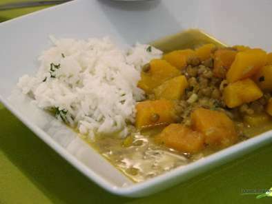 Curry caldoso de lentejas y calabaza - foto 2