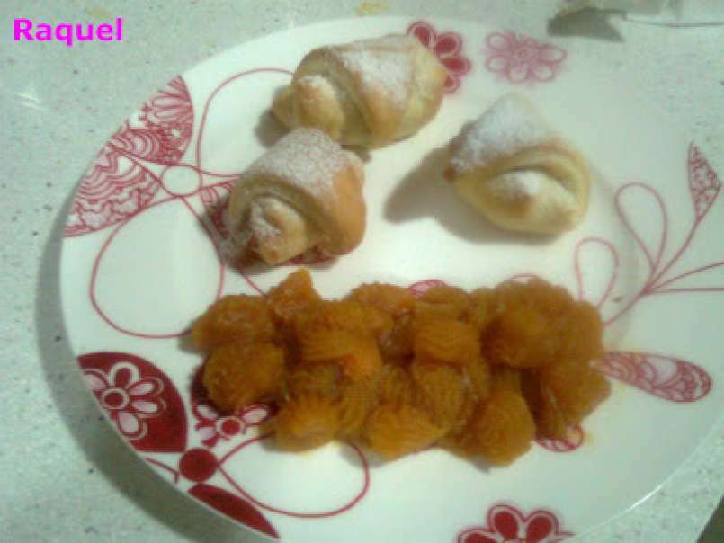 Empanadillas y canoli rellenos de crema de batata con naranja - foto 2