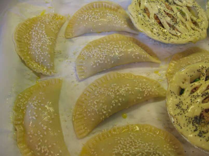 Empanaditas y pastelitos individuales de atun - foto 3