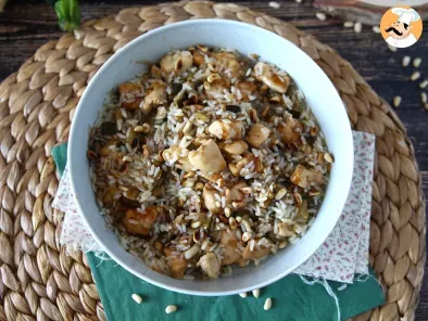Ensalada de arroz con pollo, calabacín, piñones y vinagre balsámico - foto 3