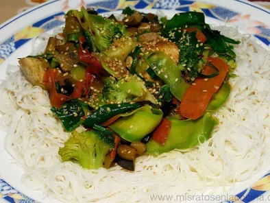 Fideos de arroz con verduras - foto 3