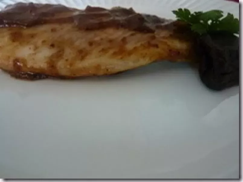 Filete de pescado en salsa de ciruela - foto 2