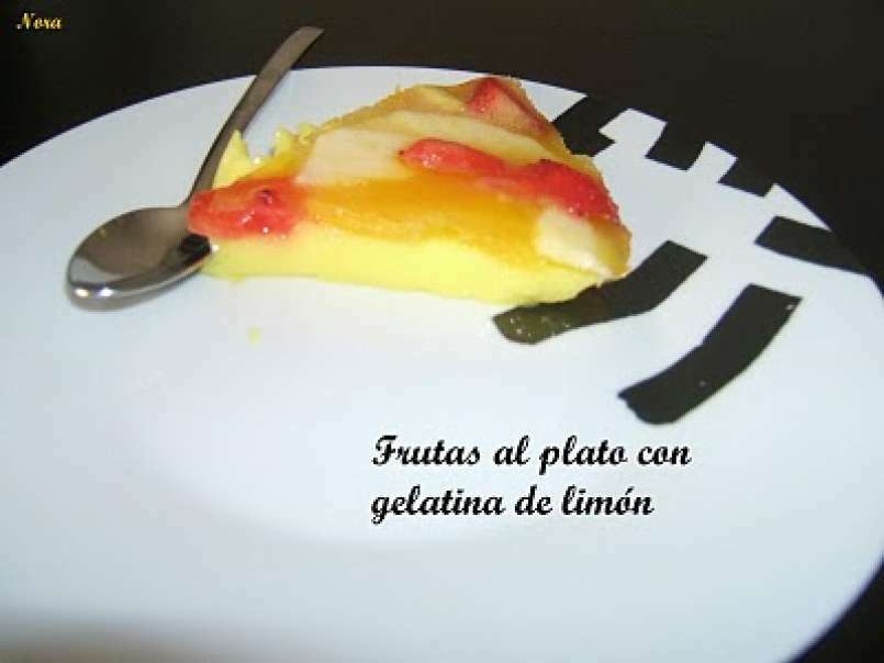 Frutas al plato con gelatina de limón - foto 2