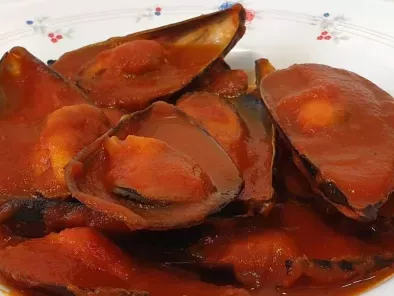 Mejillones en salsa de tomate picante