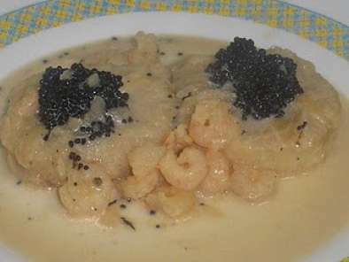 Merluza con salsa de cava y caviar - foto 2