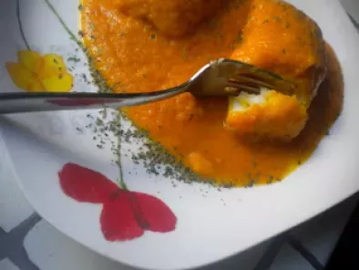Merluza en salsa de zanahorias