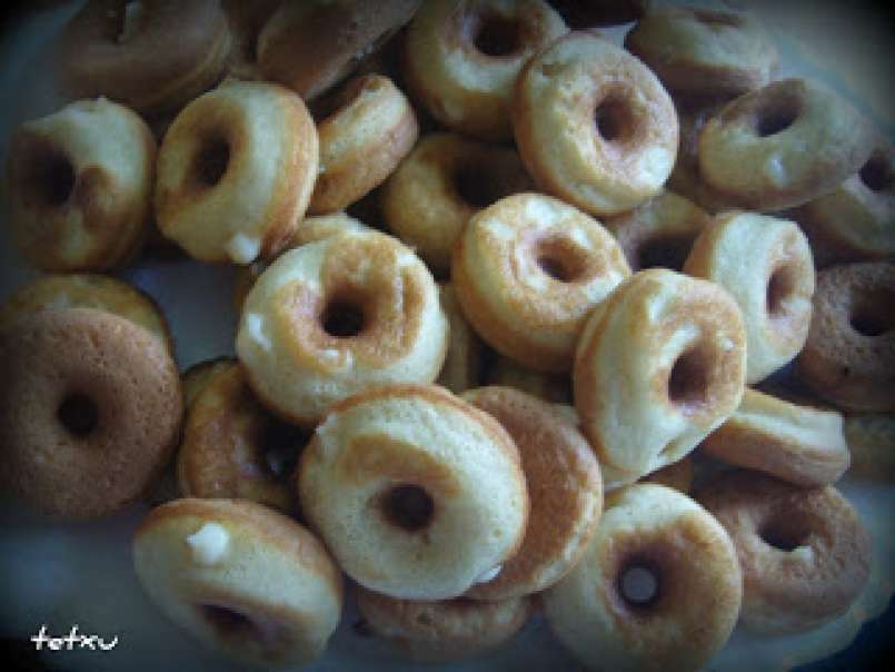 Mini-Donuts de Chocolate Rellenos de Crema - foto 4