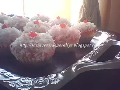 Mini Ponquecitos rellenos con gelatina