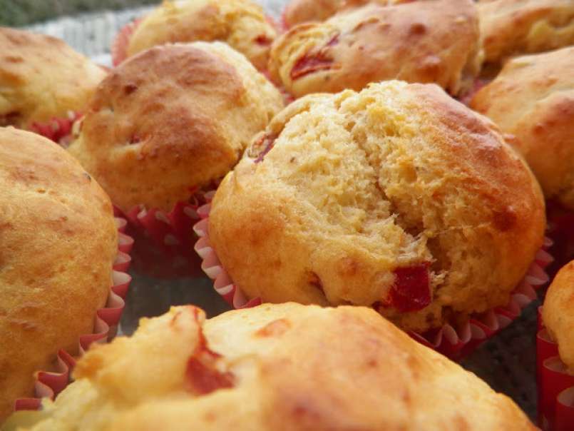Muffins de aceitunas, pimiento y queso - foto 2