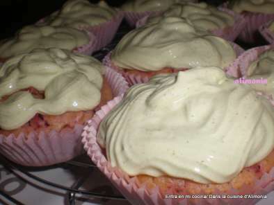 Muffins remolacha-crema de queso - muffins betteraves rouges- crème au fromage - foto 3