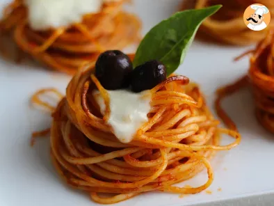 Nidos de pasta al horno, el entrante ideal para aprovechar los espaguetis que nos han sobrado - foto 2