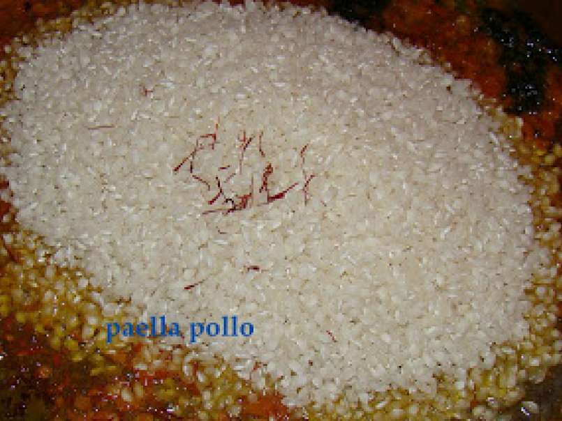 Paella de Pollo y VeRduRas / PAELLA with CHICKEN AND VEGETABLE - foto 5