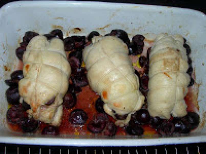 Pechuga de pollo rellena de cerezas en dos versiones. Paso a paso - foto 7