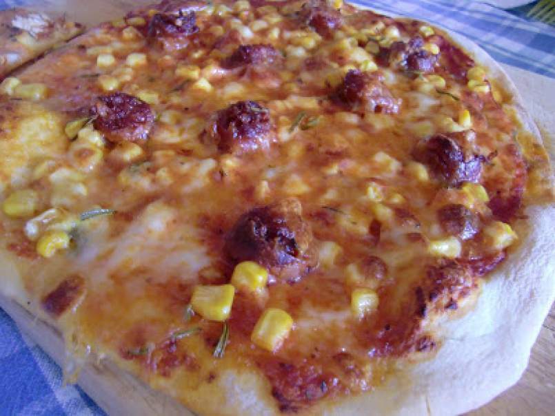 Pizza de maíz y chorizo