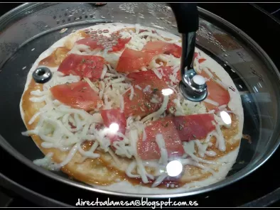 Pizza en sartén con tortillas de trigo - foto 5