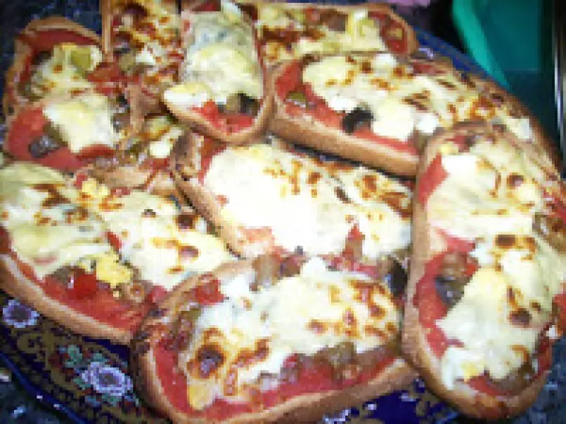 Pizza rápida: Pannini con pan de pagès - foto 3