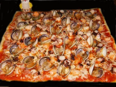 Pizzas marineras - de salmón y mariscos (receta del sr. D) - foto 9