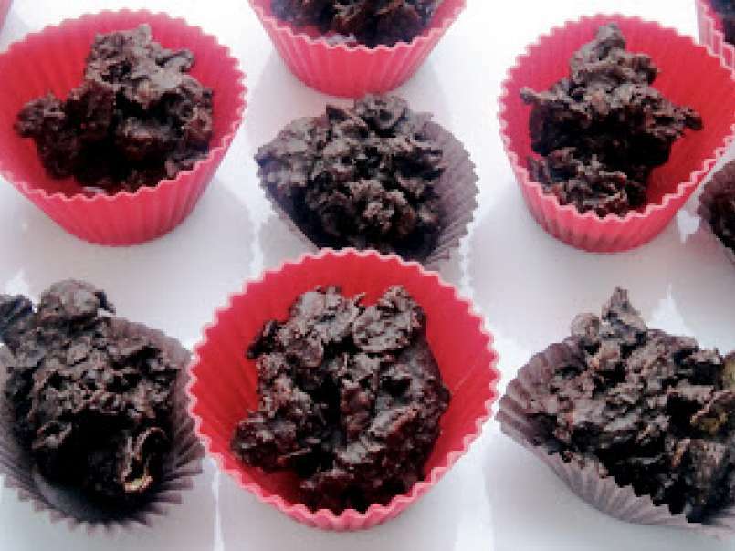 Rocas de chocolate, coco, nueces y corn flakes - foto 2