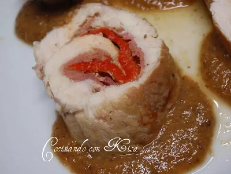 Rollitos de pollo con jamón serrano y pimientos de piquillo en salsa (fussioncook) - foto 2