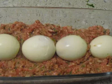 Rollo de carne relleno de huevos duros - foto 2