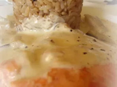 Salmón a la plancha con arroz salteado y salsa de crema de coco - foto 3