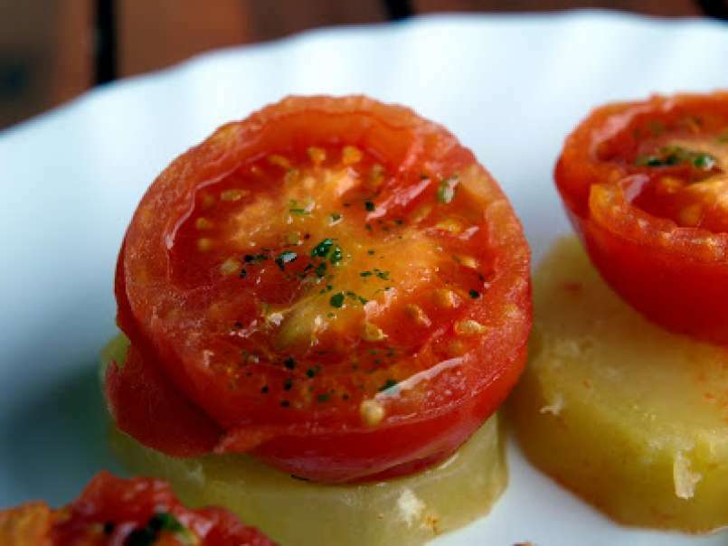 Sardinas a la plancha con patatas, tomates y esparragos - foto 2