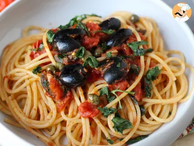 Spaghetti alla puttanesca ¡el plato de pasta con sabor a mediterraneo! - foto 4