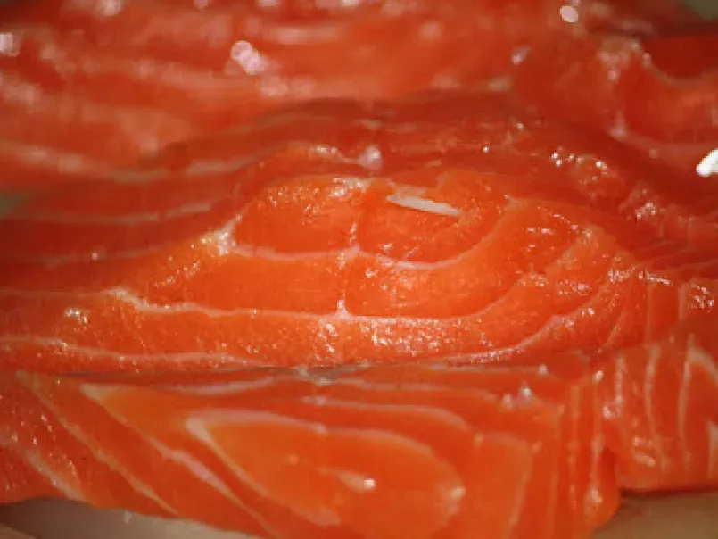 Tarrina de salmón, con aguacate y salmón - foto 4