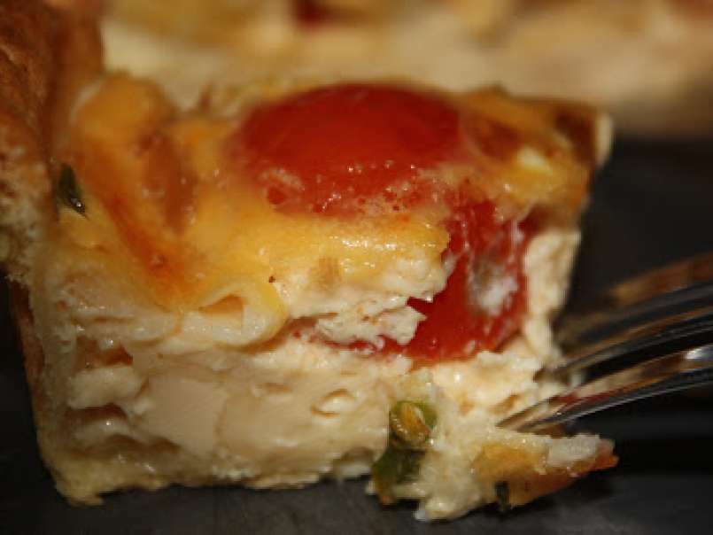 Tarta salada de queso y cherrys - foto 2