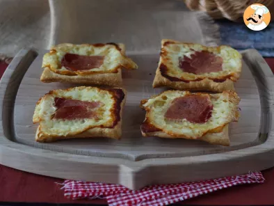 Tartaletas de jamón serrano, patatas y queso raclette