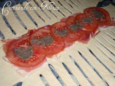 Trenza rellena de Jamón Serrano y Tomate con Paté de aceitunas negras - foto 5